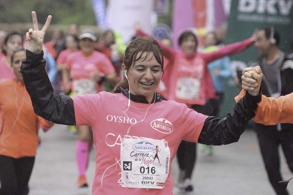 Carrera de la Mujer Madrid meta 9 Arco Izquierdo de 9.35 a 9.48