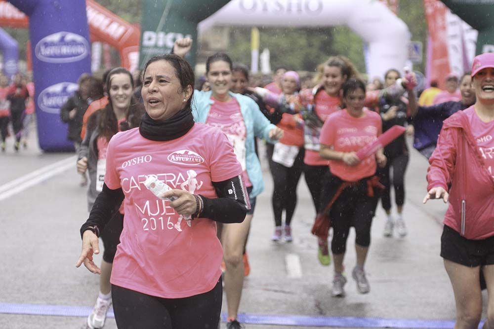 Carrera de la Mujer Madrid meta 9 Arco Izquierdo de 9.35 a 9.48