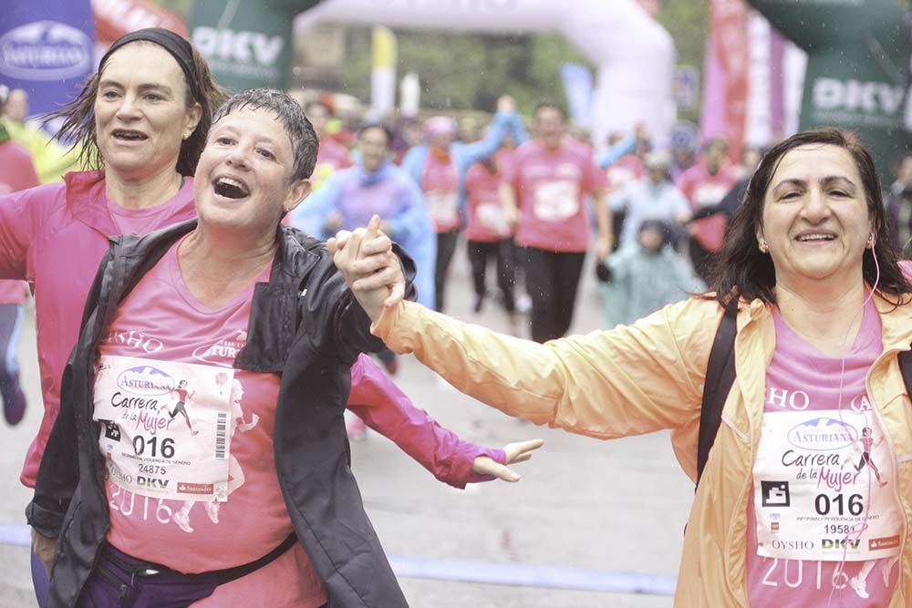 Carrera de la Mujer Madrid meta 9 Arco Izquierdo de 9.35 a 9.48