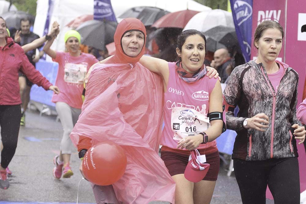 Carrera de la Mujer Madrid meta 9 Arco Izquierdo de 9.35 a 9.48