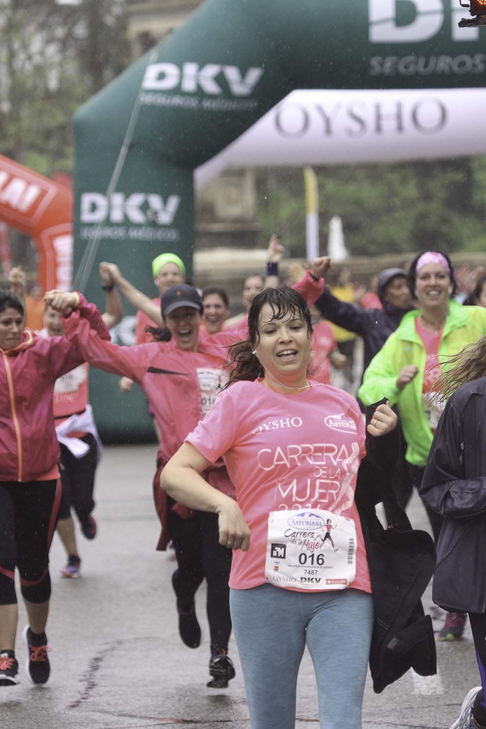 Carrera de la Mujer Madrid meta 9 Arco Izquierdo de 9.35 a 9.48