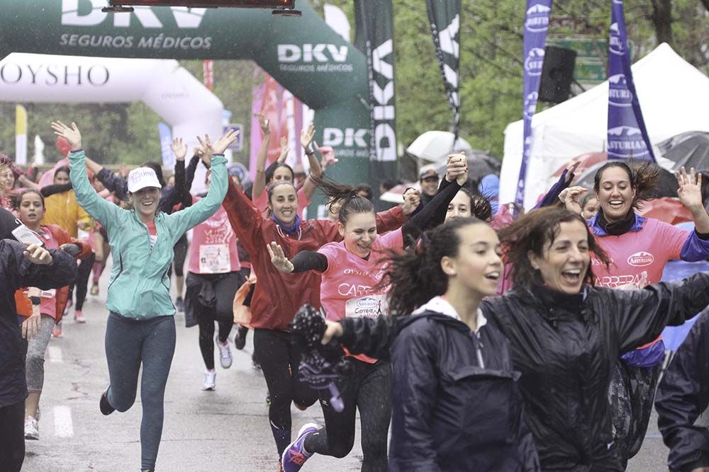 Carrera de la Mujer Madrid meta 9 Arco Izquierdo de 9.35 a 9.48