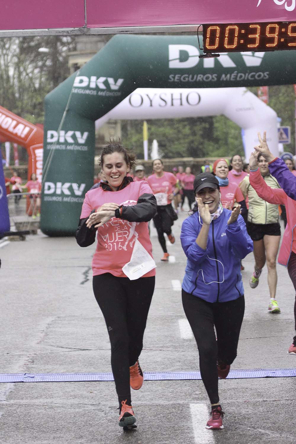 Carrera de la Mujer Madrid meta 9 Arco Izquierdo de 9.35 a 9.48