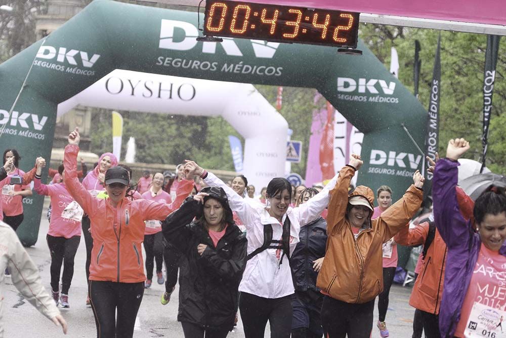 Carrera de la Mujer Madrid meta 9 Arco Izquierdo de 9.35 a 9.48