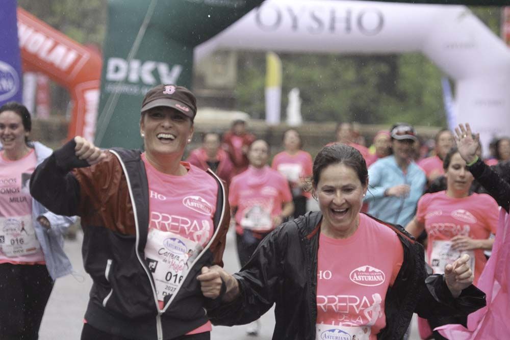 Carrera de la Mujer Madrid meta 9 Arco Izquierdo de 9.35 a 9.48