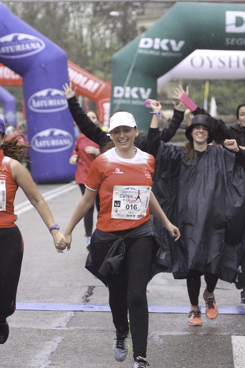 Carrera de la Mujer Madrid meta 9 Arco Izquierdo de 9.35 a 9.48