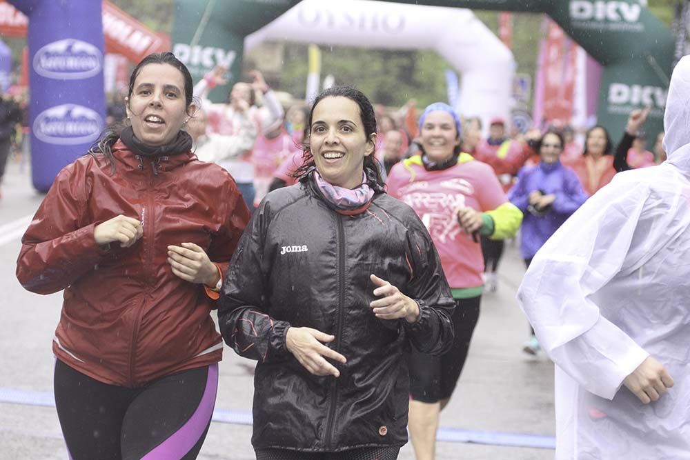 Carrera de la Mujer Madrid meta 9 Arco Izquierdo de 9.35 a 9.48