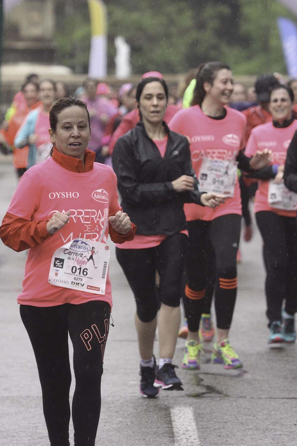 Carrera de la Mujer Madrid meta 9 Arco Izquierdo de 9.35 a 9.48