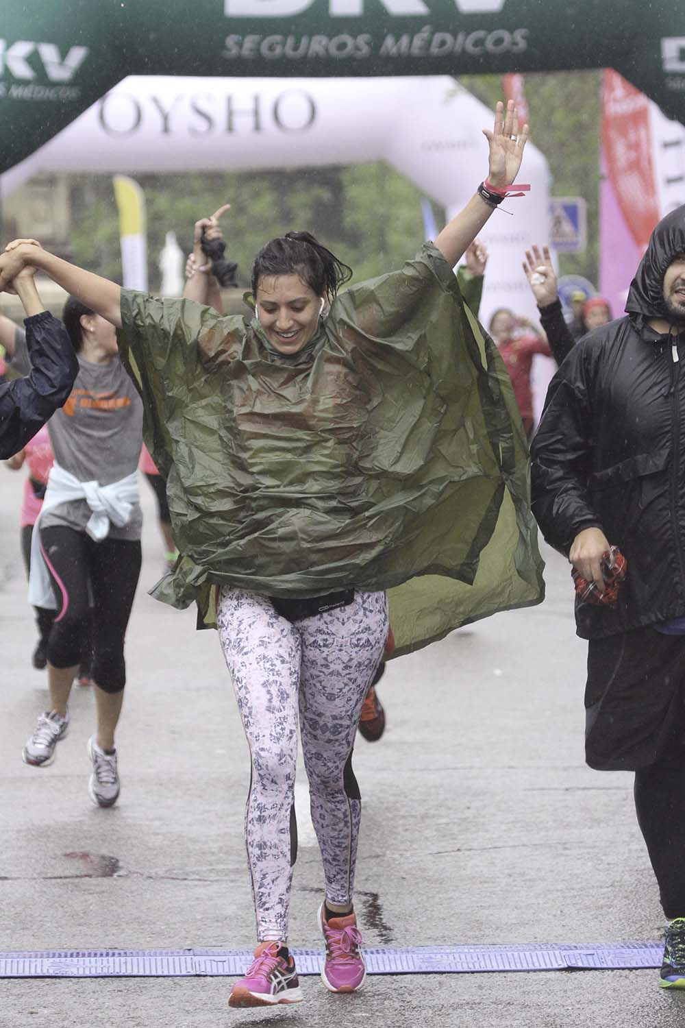 Carrera de la Mujer Madrid meta 9 Arco Izquierdo de 9.35 a 9.48