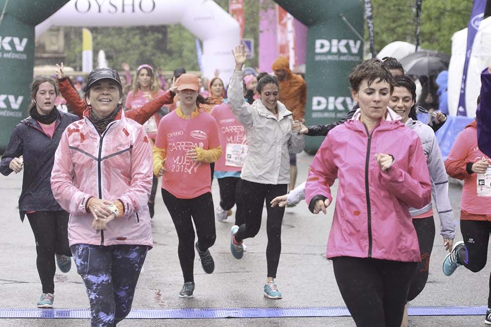 Carrera de la Mujer Madrid meta 9 Arco Izquierdo de 9.35 a 9.48