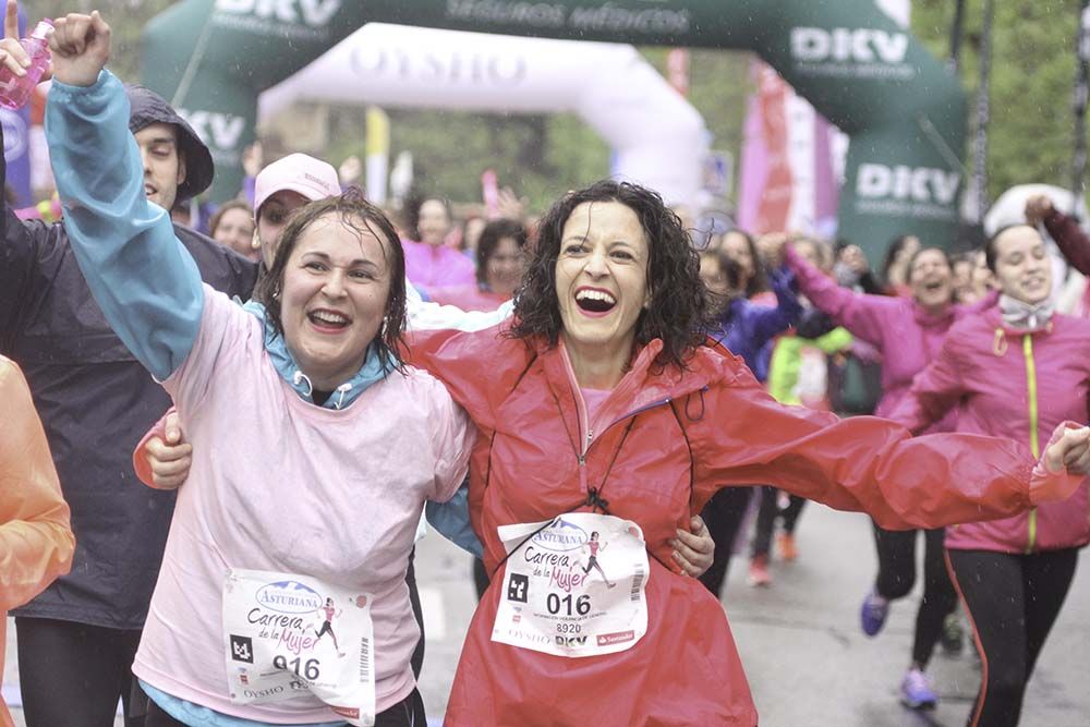 Carrera de la Mujer Madrid meta 9 Arco Izquierdo de 9.35 a 9.48