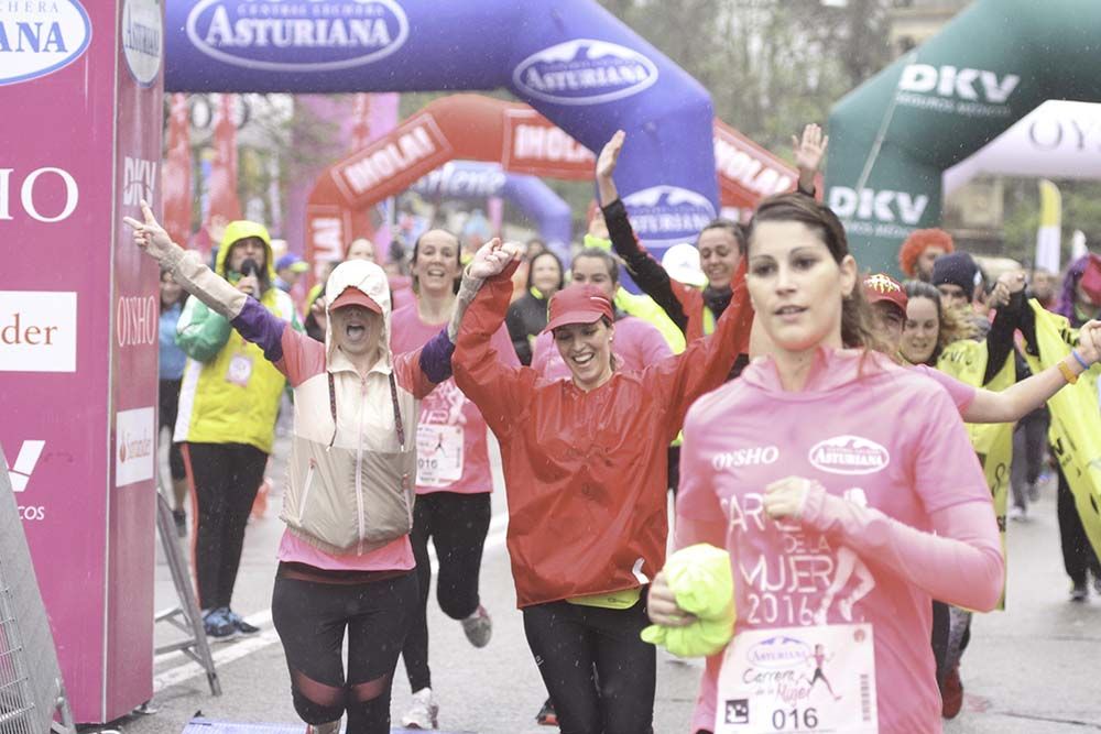 Carrera de la Mujer Madrid meta 9 Arco Izquierdo de 9.35 a 9.48