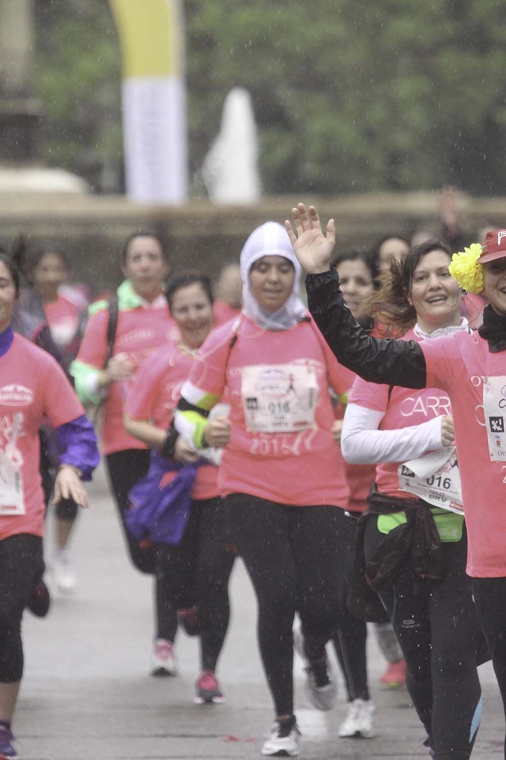 Carrera de la Mujer Madrid meta 9 Arco Izquierdo de 9.35 a 9.48