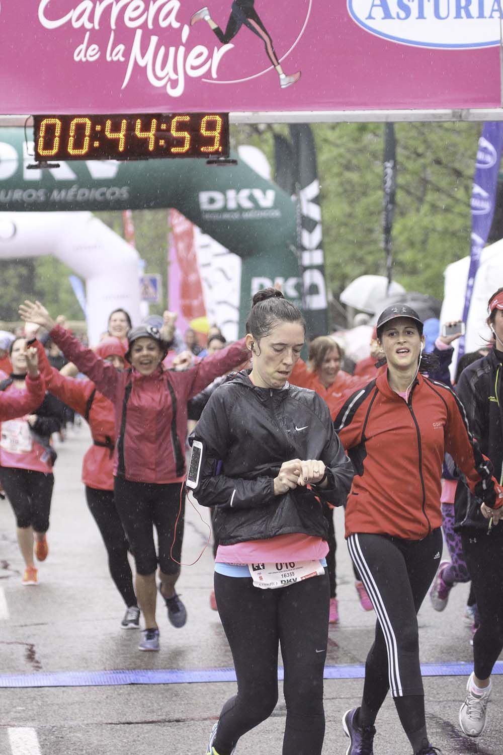Carrera de la Mujer Madrid meta 9 Arco Izquierdo de 9.35 a 9.48