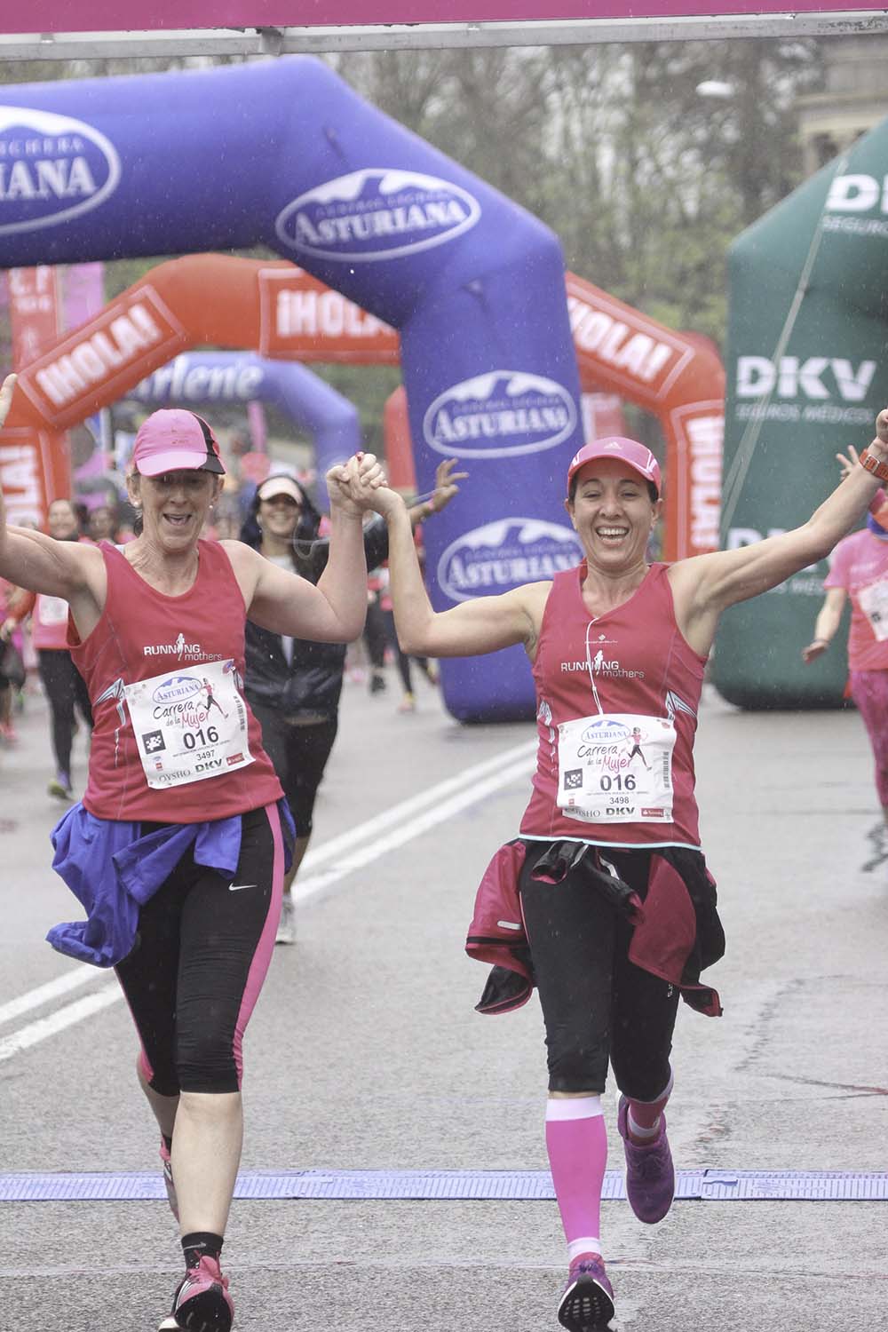 Carrera de la Mujer Madrid meta 9 Arco Izquierdo de 9.35 a 9.48