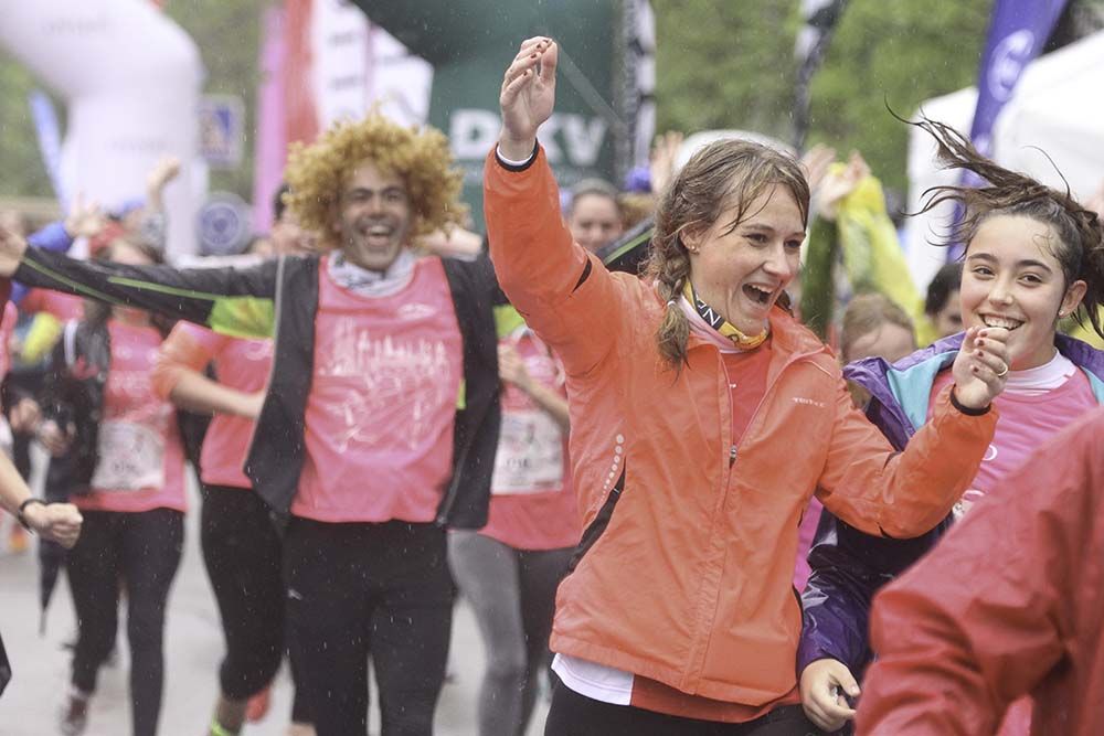 Carrera de la Mujer Madrid meta 9 Arco Izquierdo de 9.35 a 9.48