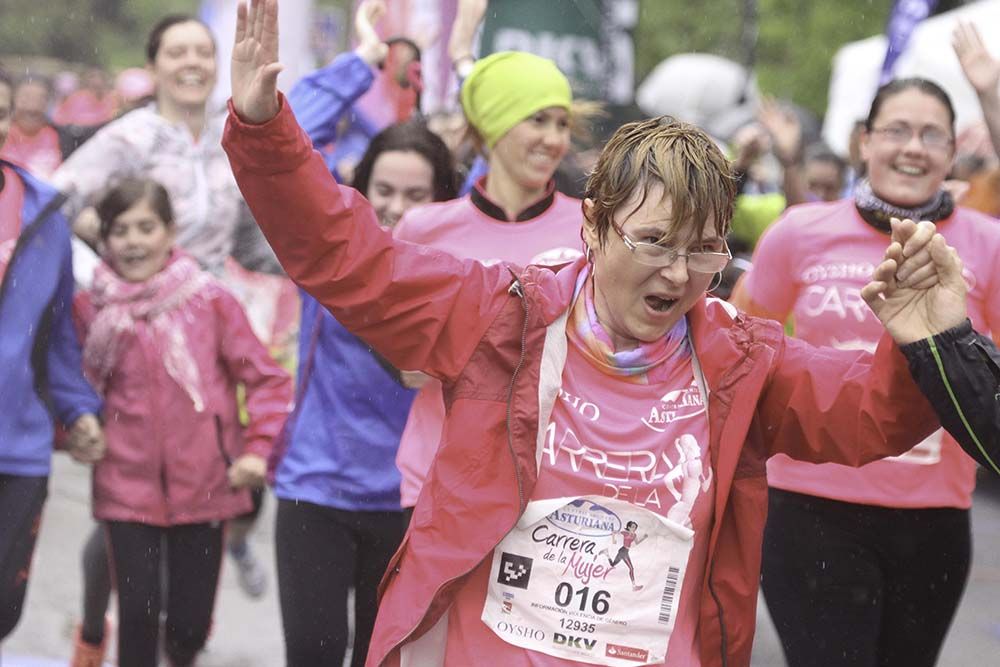 Carrera de la Mujer Madrid meta 9 Arco Izquierdo de 9.35 a 9.48