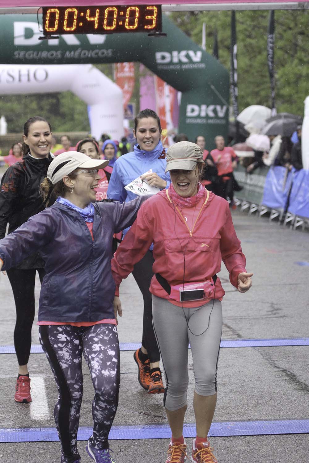 Carrera de la Mujer Madrid meta 9 Arco Izquierdo de 9.35 a 9.48