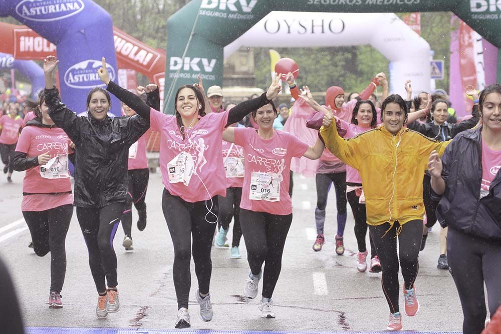 Carrera de la Mujer Madrid meta 9 Arco Izquierdo de 9.35 a 9.48