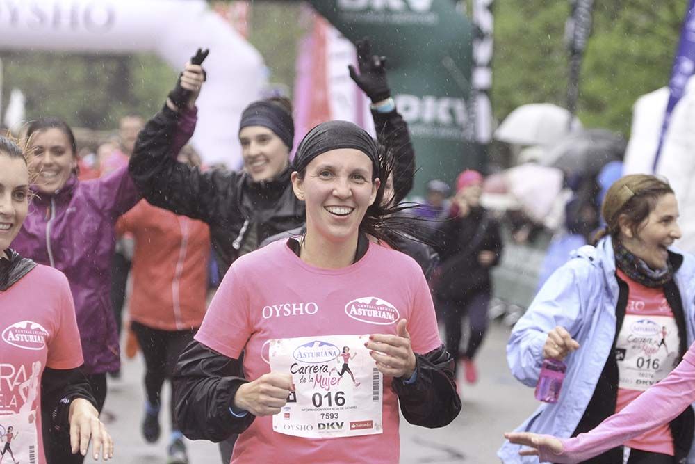 Carrera de la Mujer Madrid meta 9 Arco Izquierdo de 9.35 a 9.48