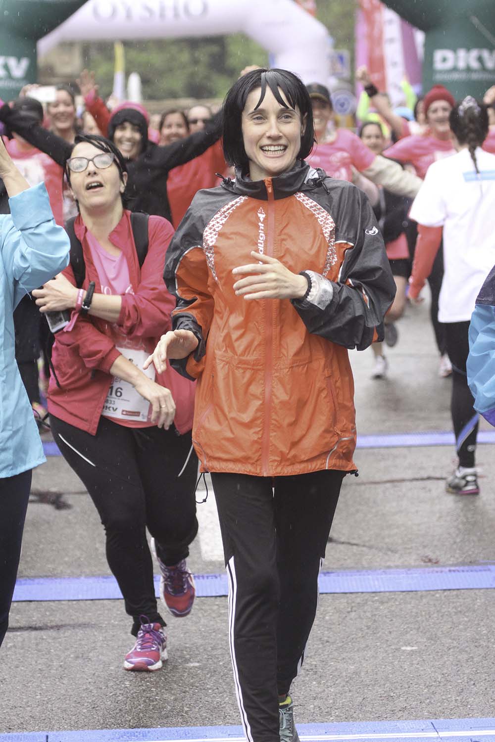 Carrera de la Mujer Madrid meta 9 Arco Izquierdo de 9.35 a 9.48