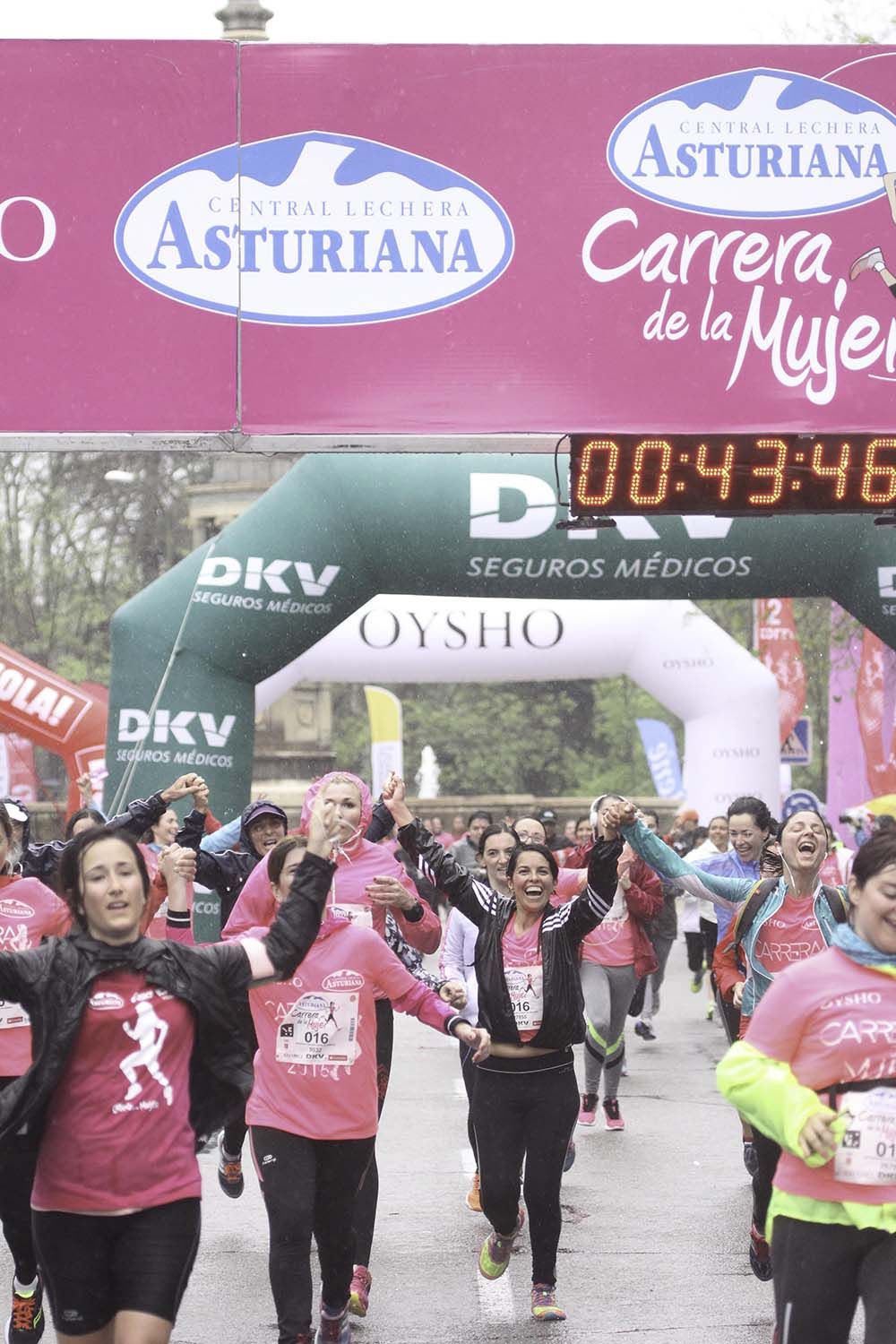 Carrera de la Mujer Madrid meta 9 Arco Izquierdo de 9.35 a 9.48