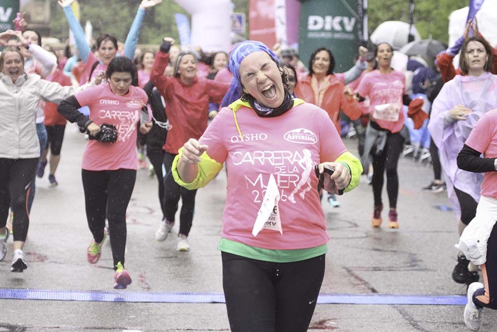 Carrera de la Mujer Madrid meta 9 Arco Izquierdo de 9.35 a 9.48
