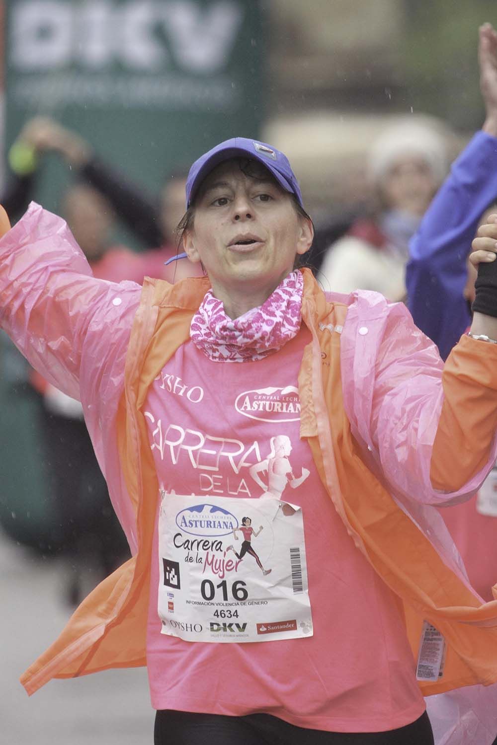 Carrera de la Mujer Madrid meta 9 Arco Izquierdo de 9.35 a 9.48