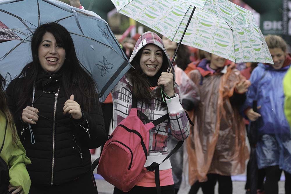 Carrera de la Mujer Madrid Meta 13 Arco Izquierdo de 10.39 a 10.47