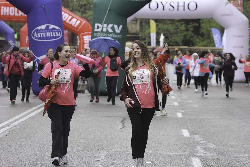 Carrera de la Mujer Madrid Meta 13 Arco Izquierdo de 10.39 a 10.47