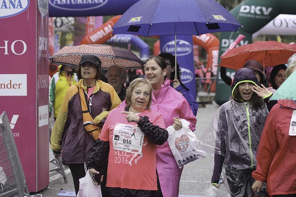 Carrera de la Mujer Madrid Meta 13 Arco Izquierdo de 10.39 a 10.47