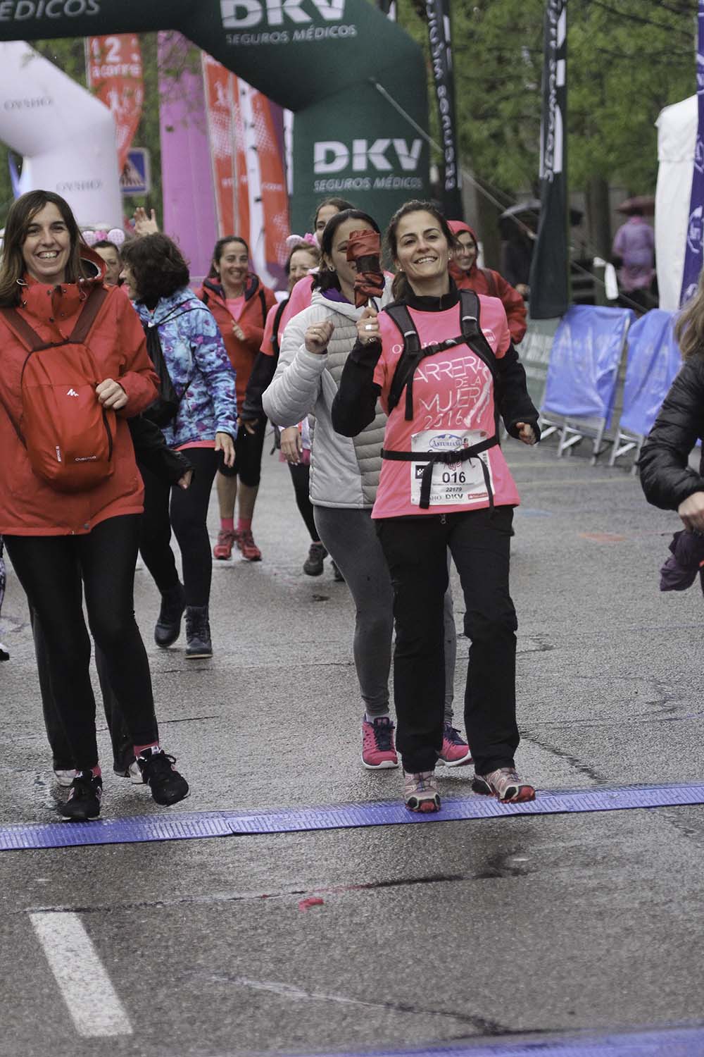 Carrera de la Mujer Madrid Meta 13 Arco Izquierdo de 10.39 a 10.47