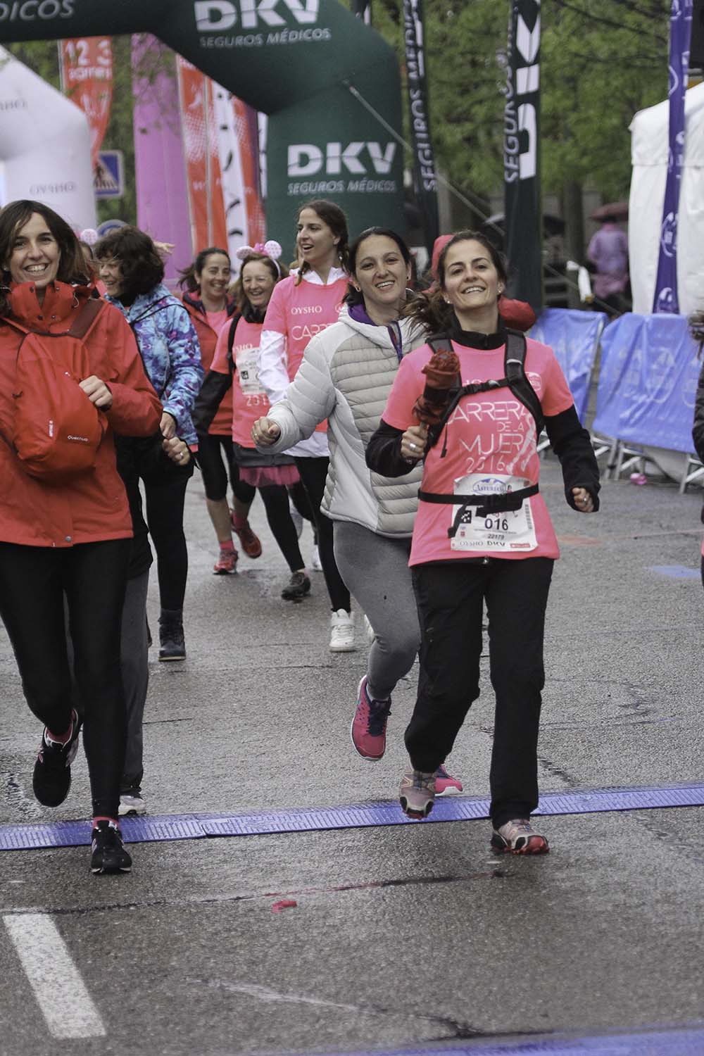 Carrera de la Mujer Madrid Meta 13 Arco Izquierdo de 10.39 a 10.47