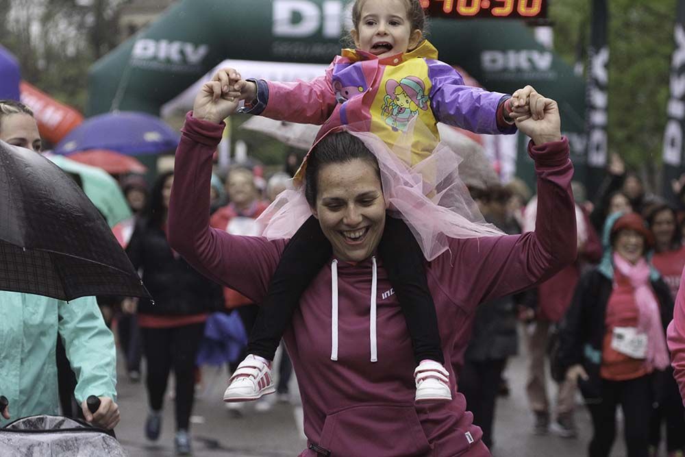 Carrera de la Mujer Madrid Meta 13 Arco Izquierdo de 10.39 a 10.47