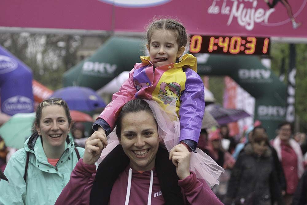 Carrera de la Mujer Madrid Meta 13 Arco Izquierdo de 10.39 a 10.47