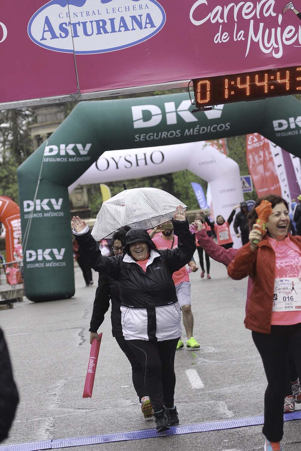 Carrera de la Mujer Madrid Meta 13 Arco Izquierdo de 10.39 a 10.47