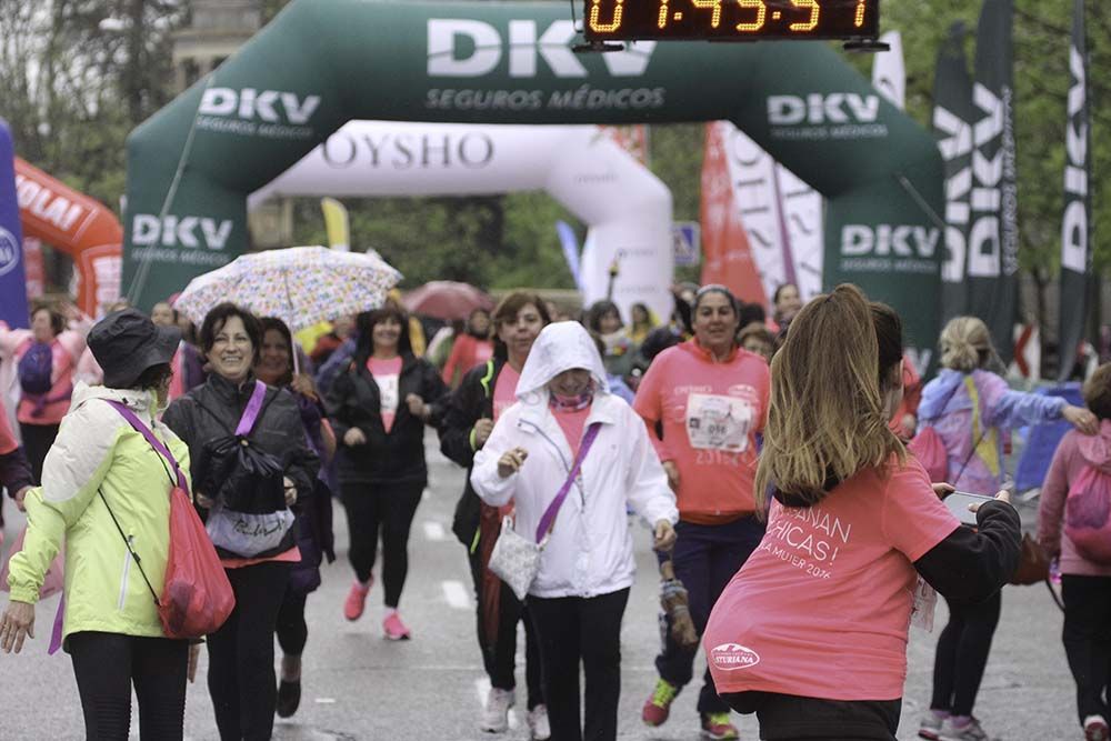 Carrera de la Mujer Madrid Meta 13 Arco Izquierdo de 10.39 a 10.47