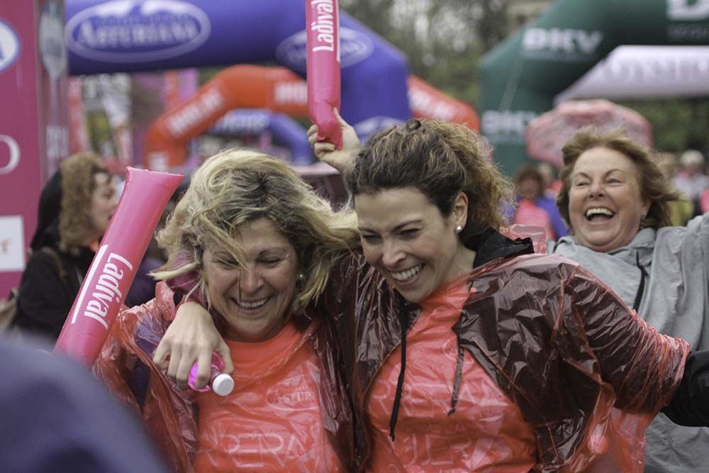 Carrera de la Mujer Madrid Meta 13 Arco Izquierdo de 10.39 a 10.47