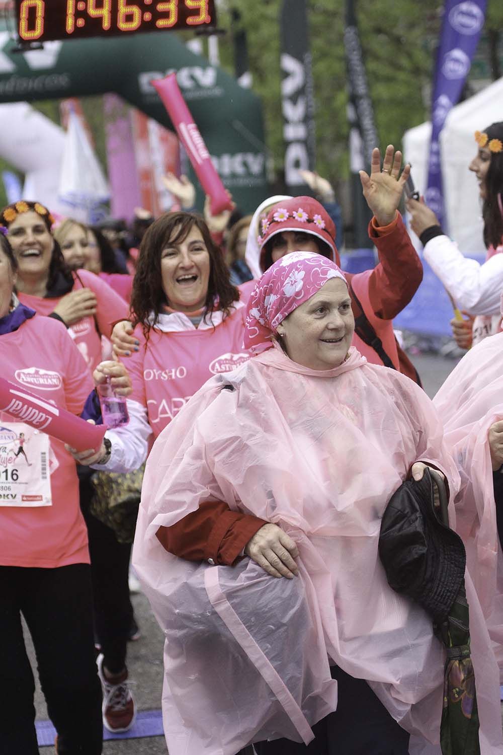 Carrera de la Mujer Madrid Meta 13 Arco Izquierdo de 10.39 a 10.47