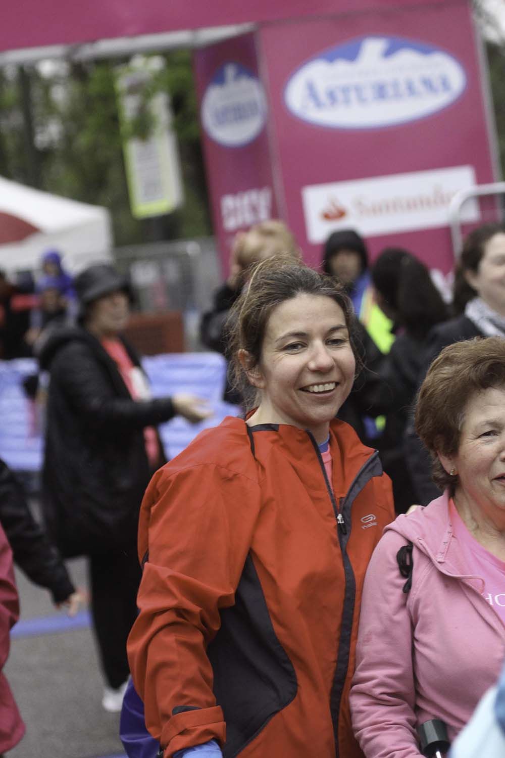 Carrera de la Mujer Madrid Meta 13 Arco Izquierdo de 10.39 a 10.47