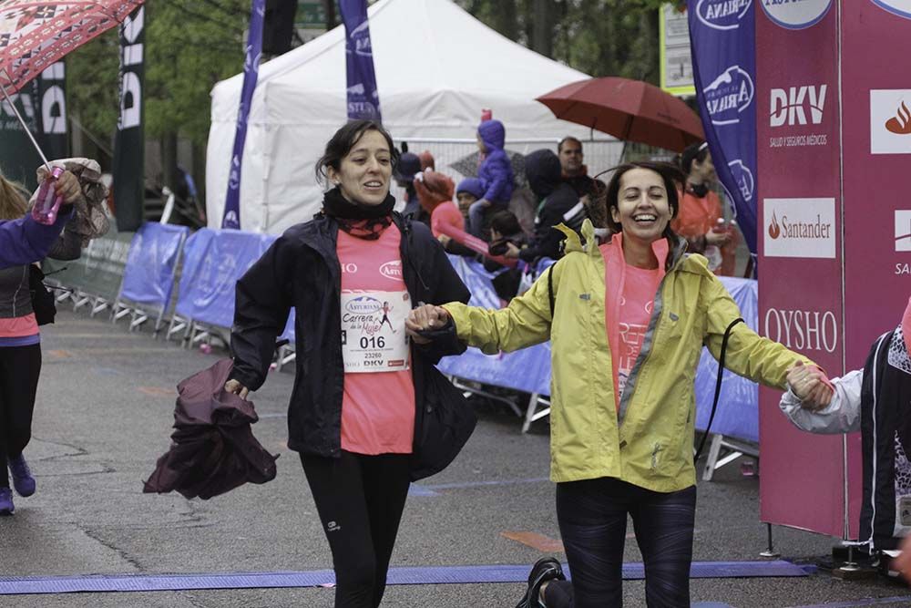 Carrera de la Mujer Madrid Meta 13 Arco Izquierdo de 10.39 a 10.47