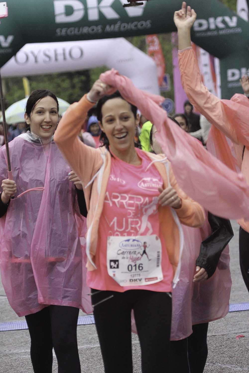 Carrera de la Mujer Madrid Meta 13 Arco Izquierdo de 10.39 a 10.47