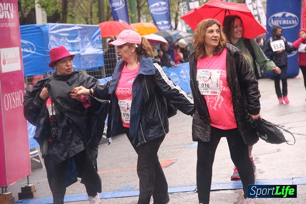 Carrera de la Mujer Madrid meta 6 Arco derecho de 10.33 a 10.45