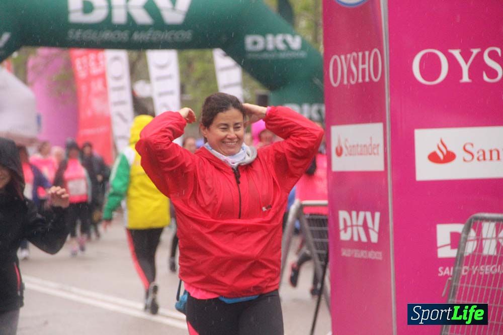 Carrera de la Mujer Madrid meta 6 Arco derecho de 10.33 a 10.45