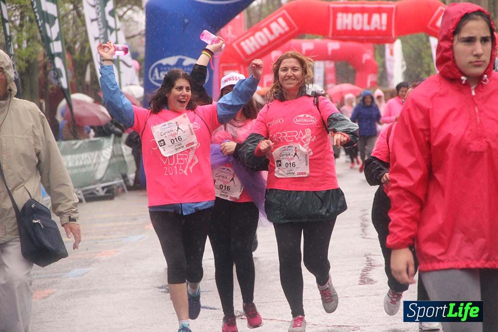 Carrera de la Mujer Madrid meta 6 Arco derecho de 10.33 a 10.45