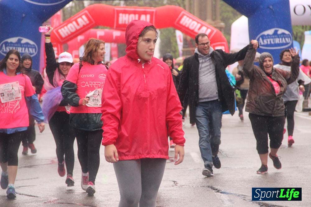 Carrera de la Mujer Madrid meta 6 Arco derecho de 10.33 a 10.45