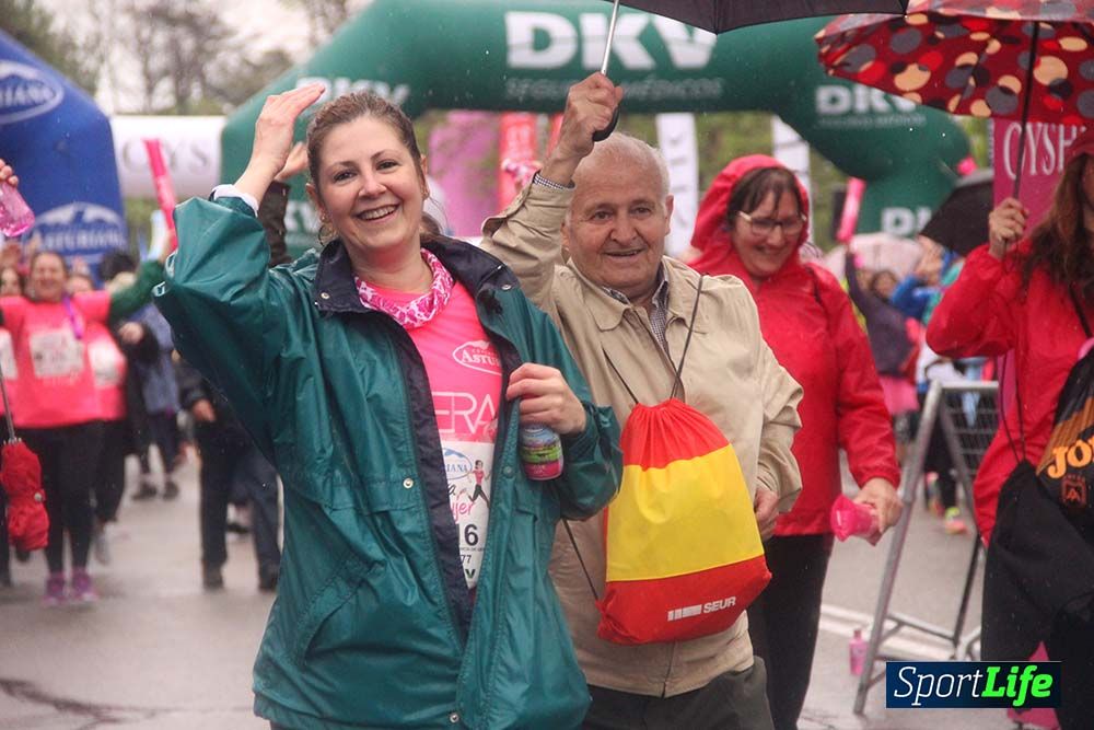 Carrera de la Mujer Madrid meta 6 Arco derecho de 10.33 a 10.45