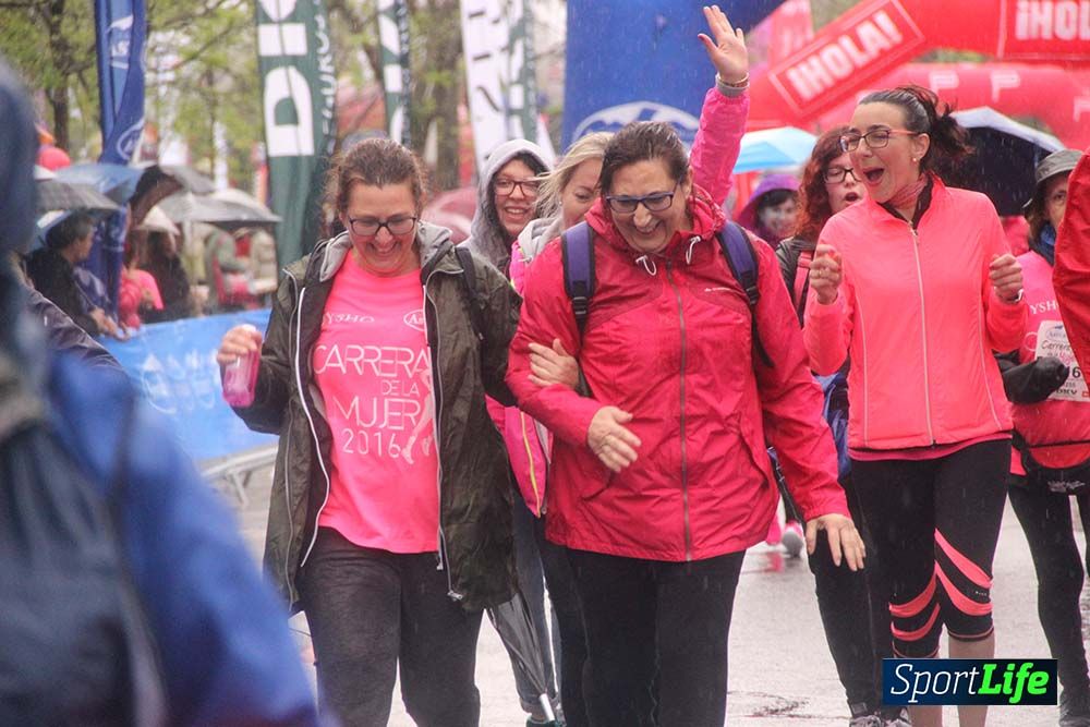 Carrera de la Mujer Madrid meta 6 Arco derecho de 10.33 a 10.45