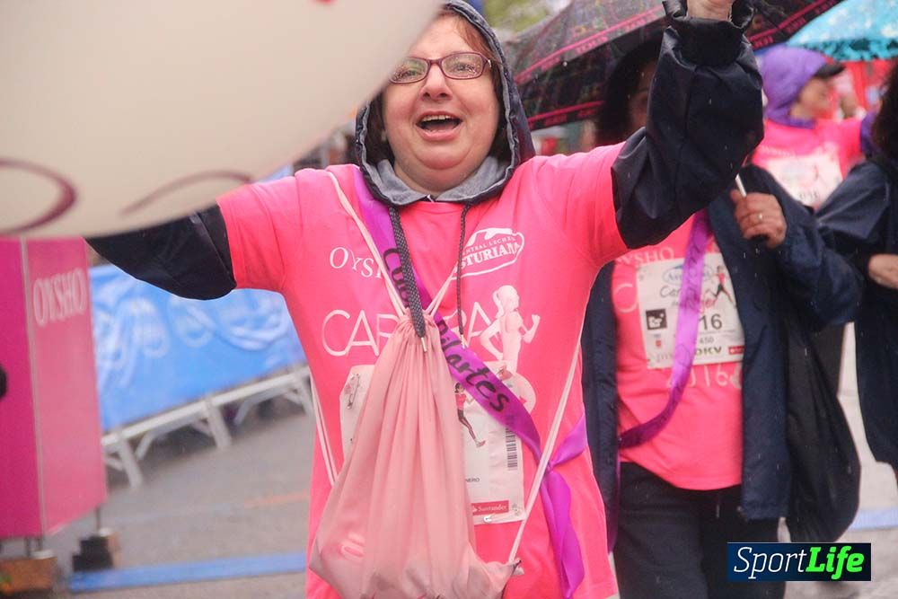 Carrera de la Mujer Madrid meta 6 Arco derecho de 10.33 a 10.45