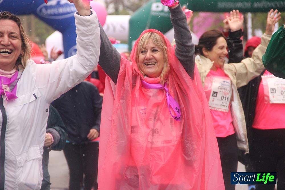 Carrera de la Mujer Madrid meta 6 Arco derecho de 10.33 a 10.45